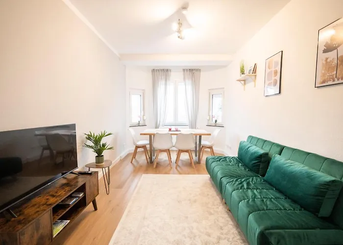 Appartement Peter - 90qm, 3 Schlafzimmer, Kueche, Wohnzimmer, Balkon, Netflix *